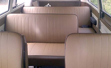 Kulkuneuvon verhoilu