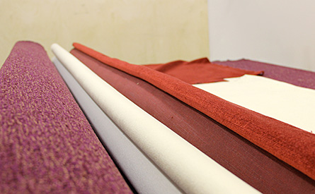 Erilaisia verhoilukankaita